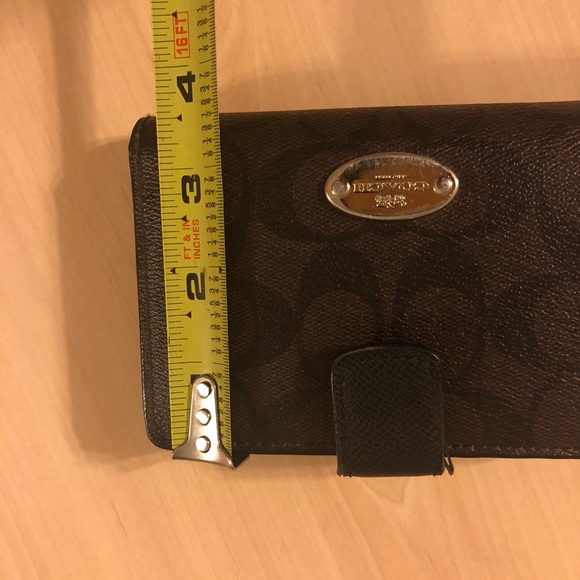 Coach Wallet - Picture 7 of 7